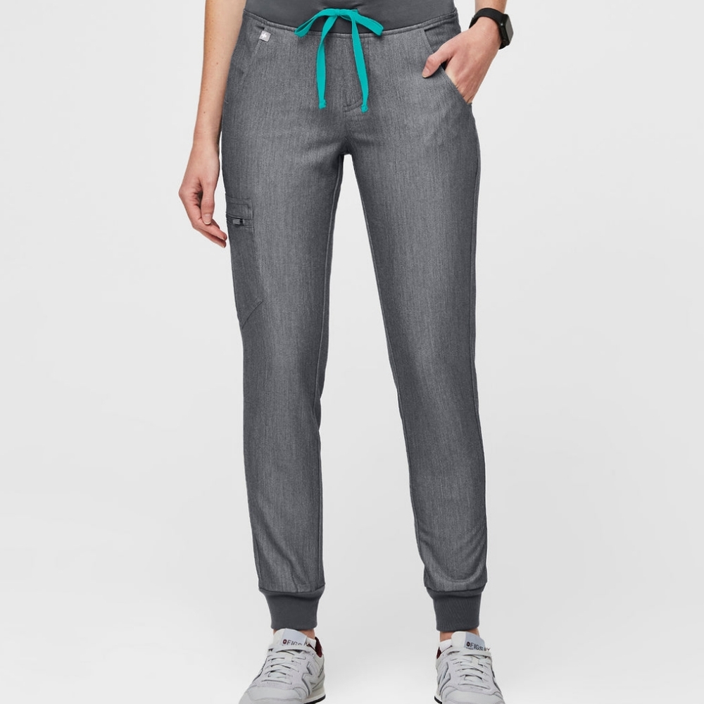 FIGS Zamora Jogger and Casma Three-Pocket Scrub Top